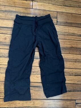 Lululemon Dance Studio Crop